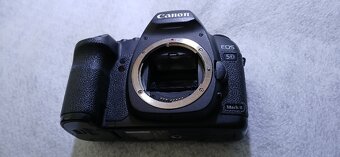 Canon EOS 5D Mark II - 2