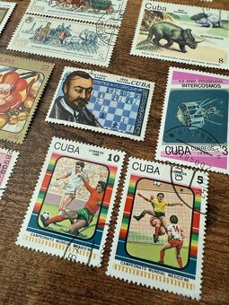 Sada retro známek - 24 kusů - 2