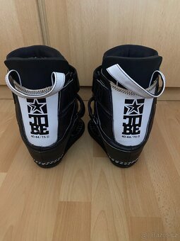 Boty na wakeboard - 2