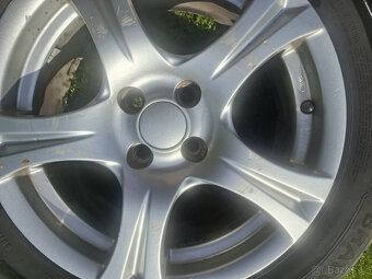 Sada letních kol na auto značky Renault - 205/60 R16 - 2