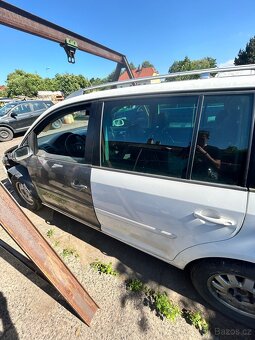 Vw touran 2.0 tdi 103kw 8v - 2
