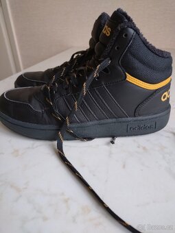 Dívčí zimní boty Adidas 37 a 1.3 - 2