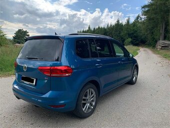 VW Touran - 2