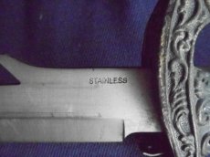 OCELOVÝ NŮŽ ZDOBENÁ DÝKA - ZNAČENÉ - 2