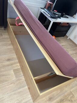 Postel s úložným prostorem - 2