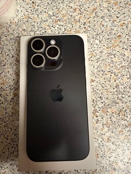 IPhone 15PRO 256G, roční záruka - 2