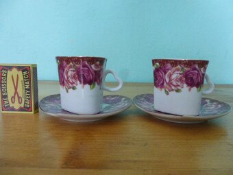 HRNEČKY S PODŠÁLKY VE TVARU SRDCE č.14 - 2