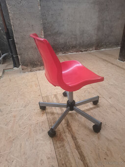 Otočná židle IKEA SNILLE - 2