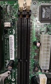 PC díly- DDR400, chladič, CPU, zdroj, deska Intel - 2