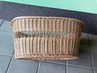 Proutěný prádelní koš - 2