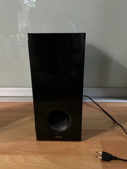 Soundbar + subwoofer LG - 2