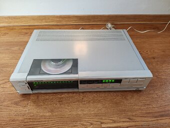 HighEnd CD GRUNDIG 7500 ze sbírky, po servisu - 2