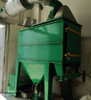 Odsávací a filtrační zařízení značky FILTR CARM, r. v. 2004 - 2