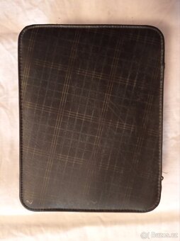 Vojenská lékárnička, kazeta na holení, zásobník na žárovky - 2