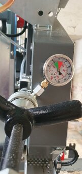 Kmenová pásová pila PILOUS CTR 750 EV - 2