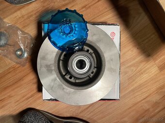 Nový brzdový kotouč Brembo 08.A141.17 - 2