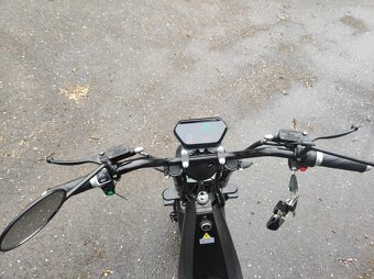 Elektrická koloběžka Lera Scooters C2 2000W černá - 2