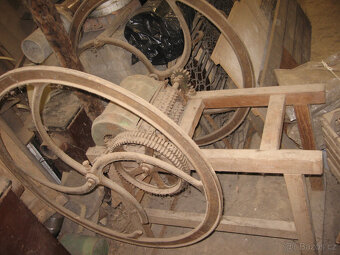 Starožitný řezací stroj krmiva Eisenschimmel - 2