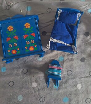 Různé věci pro panenky - 2