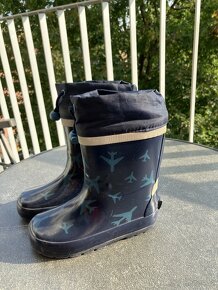 krasne holinky, vel 26/27 - 2