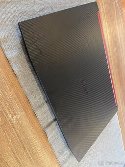 Acer Nitro AN515-52 - 2