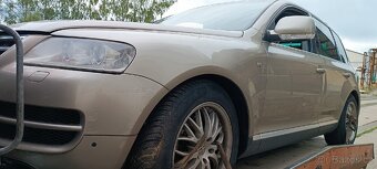 Volkswagen Touareg díly - 2
