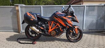 KTM Super Duke GT - 2