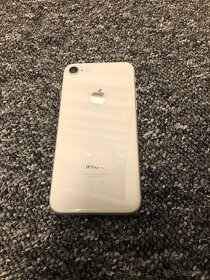 Iphone 8 64 gb bílá barva + nabíječka a obaly - 2