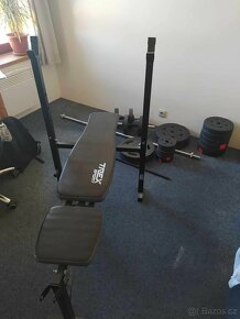 Benchpress lavice + sada závaží a činky - 2