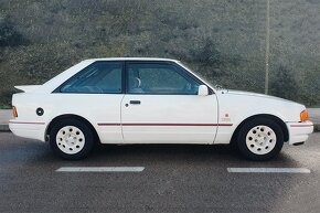 Ford Escort XR3i - 2