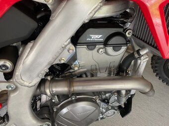 Honda CRF 250 carbon - 2