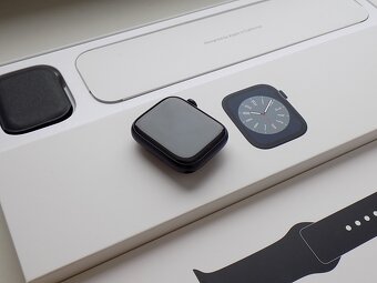 APPLE Watch Series 8 45mm Midnight - ZÁRUKA - TOP STAV-100%b - 2