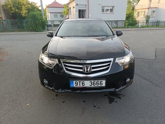 Honda Accord 2.4 executive r.v 2015 - 2