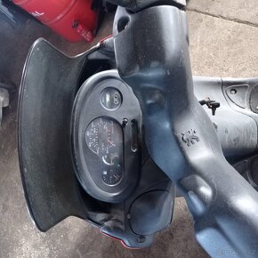 Peugeot Elyseo 125 r.v 2001 - 2