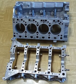 Porsche Cayenne 4.8 blok motoru - 2
