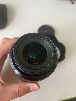 Objektiv Sony FE 28-70 mm f/3,5-5,6 OSS - 2
