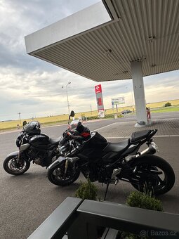 Suzuki gsr750 2012 - 2