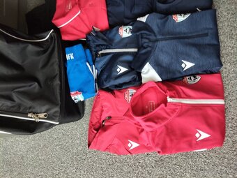 Macron+Puma - 2