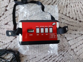 Multimediální rádio Goldfull GF-6118T FM Radio, USB/SD MP3 - 2