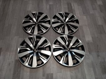 Poklice Peugeot, Sada Č.28, Nové - 2