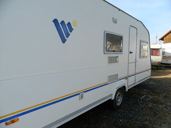 Karavan Knaus pro 6 osob - 2