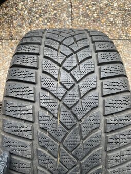 Zimní pneu 245/40/18 goodyear 6-6,5mm - 2