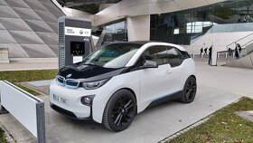 BMW i3 Hybrid REX 94Ah, Maximální výbava - 2
