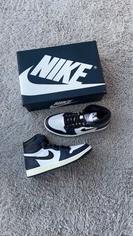 Air Jordan 1 High OG Midnight Navy - 2