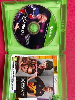 Hry na Xbox one, series X - 2