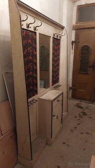 Stěna do chodby - 2