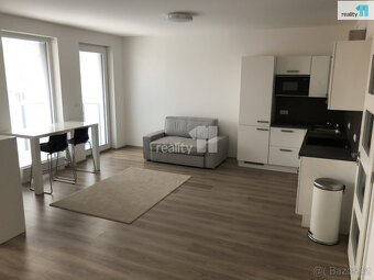 Pronájem byt 1+kk s lodžií, 50 m2,Plzeň, Kollárova ul. - 2