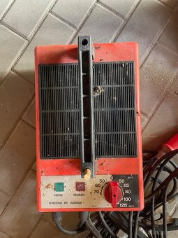 SVÁŘEČKA rtb - 3 a USMĚRŇOVAČ UDA-160-I MEZ Brumov - 2