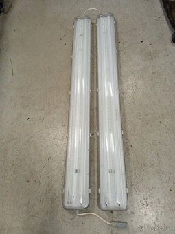 Zářivky s krytem, prachotěsné IP44 - 2