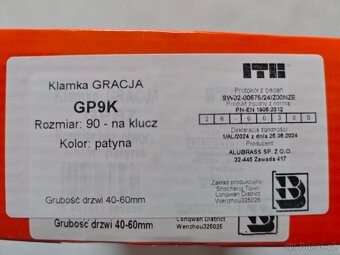 Dveřní klika-klíč rozteč 90 - 2